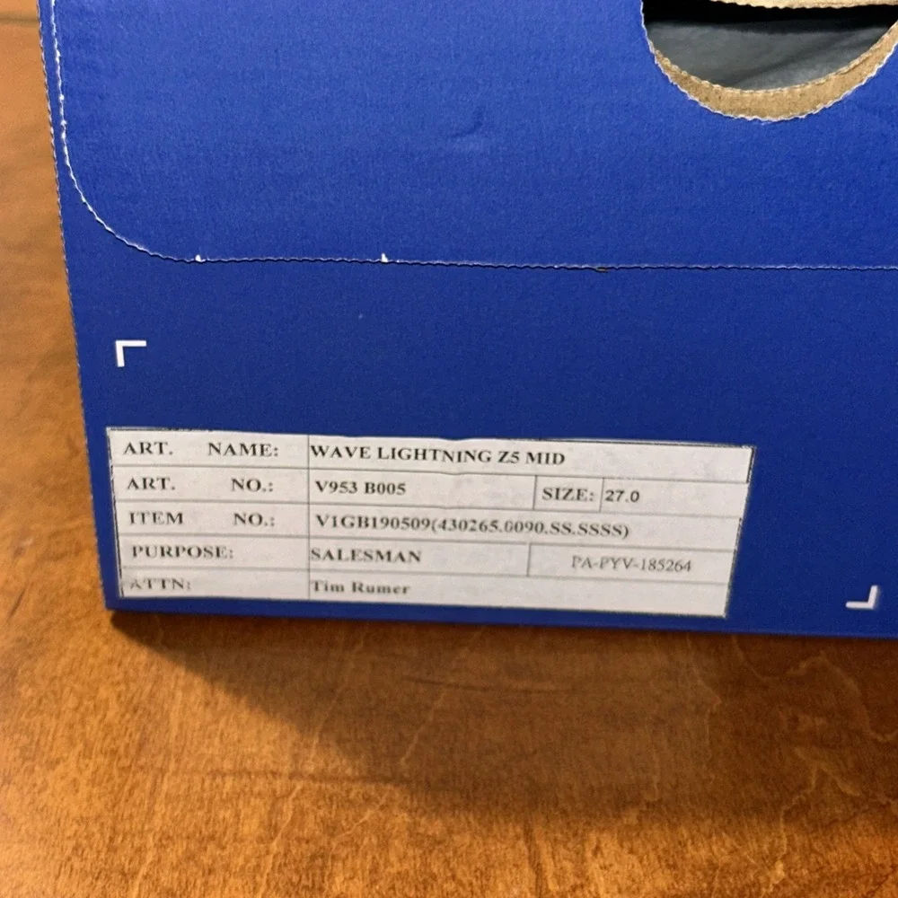 Mizuno Wave Lightning Z5 Men's Volleyball Shoes Size 9 White New With Box